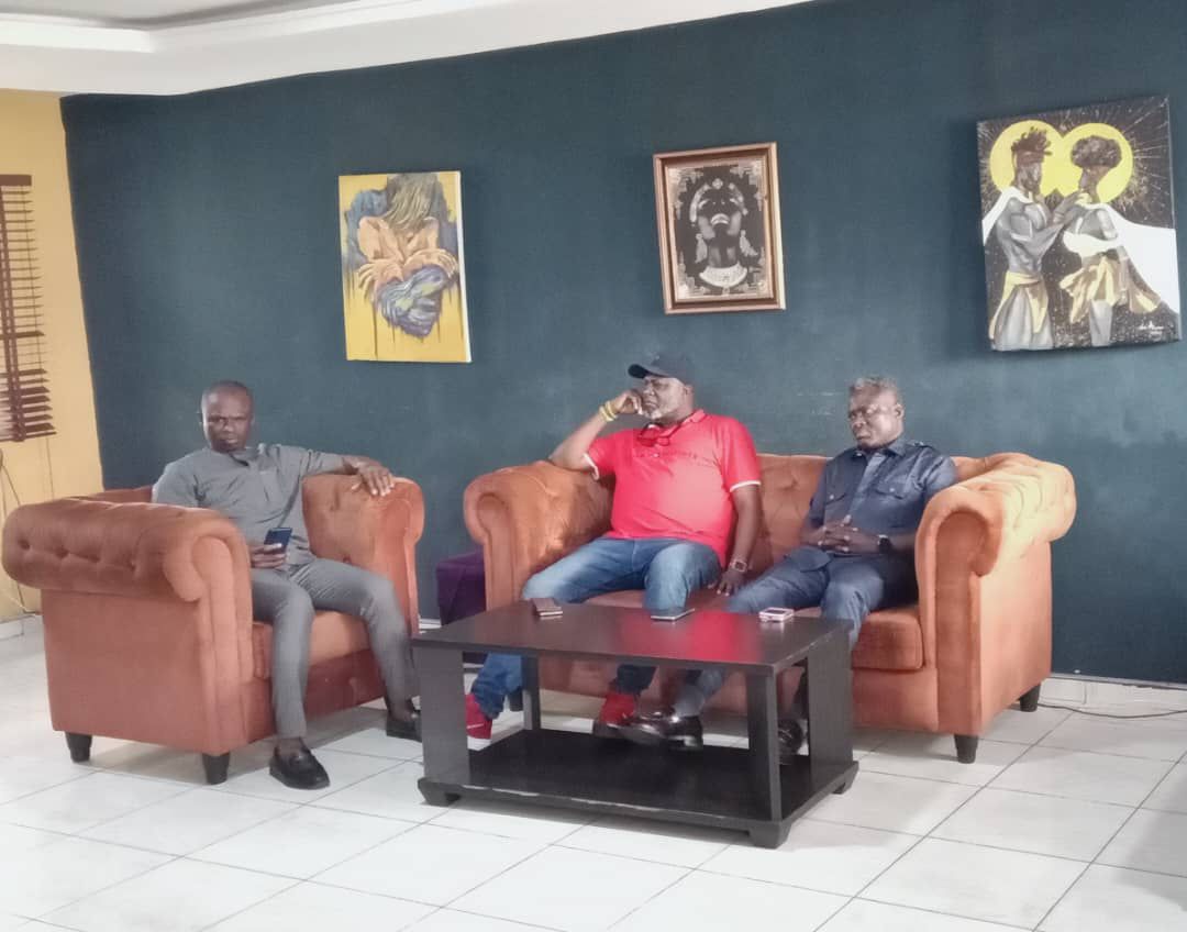 Hon. Lawrence Etta, Ntufam Hon. Ekanem Ekpeyong Meet Rovers FC and FA Officials to Address Team Performance